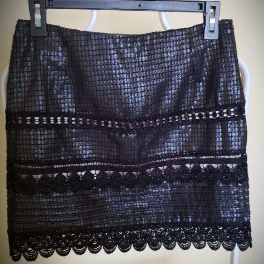 NWT Akira skirt, size M